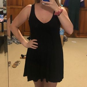 Black Dress With Criss Cross Detail On Back Small
